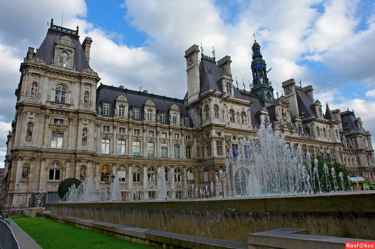 франция. мэрия города парижа. отель де виль париж. отель де виль (мэрия парижа). ратуша парижа (отель-де-вилль) -.