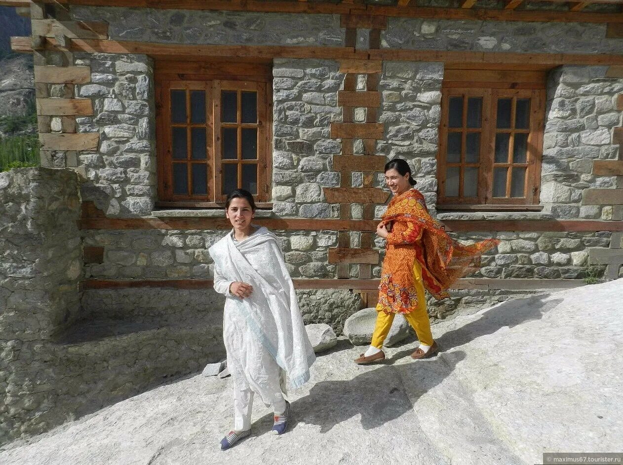 Махбуб уль хак. Мухаммад икбал поэт. Мухаммад икбал. Духовный отец пакистана 5 букв сканворд. Маулана.