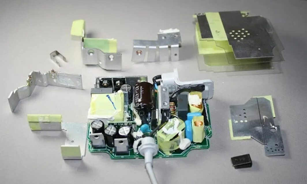 Ремонт MagSafe. Замена кабеля с магнитным коннектором