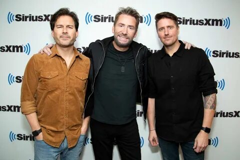 Nickelback get rollin