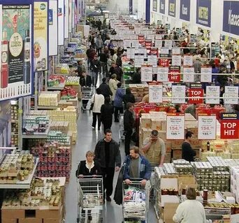Когда открылся магазин метро