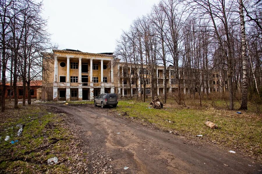 Полушкино рузский. Полушкино заброшенный пансионат. Полушкино рузский. Санаторий полушкино заброшенный. Полушкино рузский.