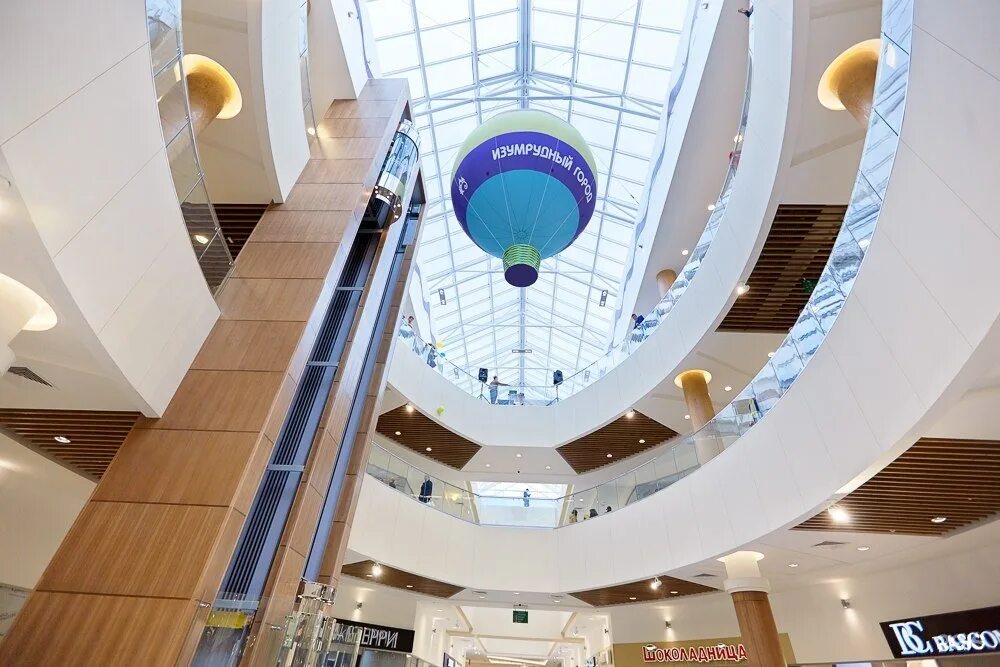 Тц лето парк томск. Томск работа торговых центров. Тц город город томск. Тц изумрудный город томск. Тц лето томск нахимова.