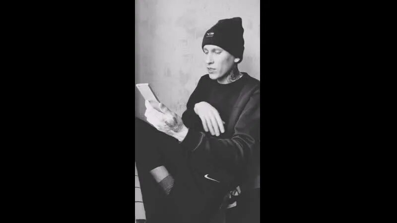 Бахтин фото певец. Бахтин глаза твои. Bakhtin 2023. Обложка bakhtin. Песня бахтин целовала ремикс.