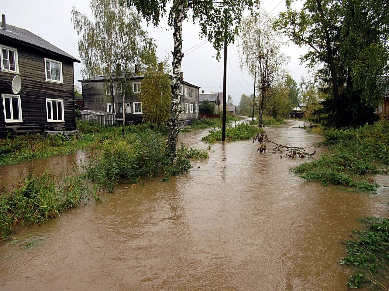 Погода в вытегре на месяц. Ошта Вологодская область наводнение. Потоп в Вытегре. Наводнение в Оште Вытегорского района. Ошта Вологодская область затопило.