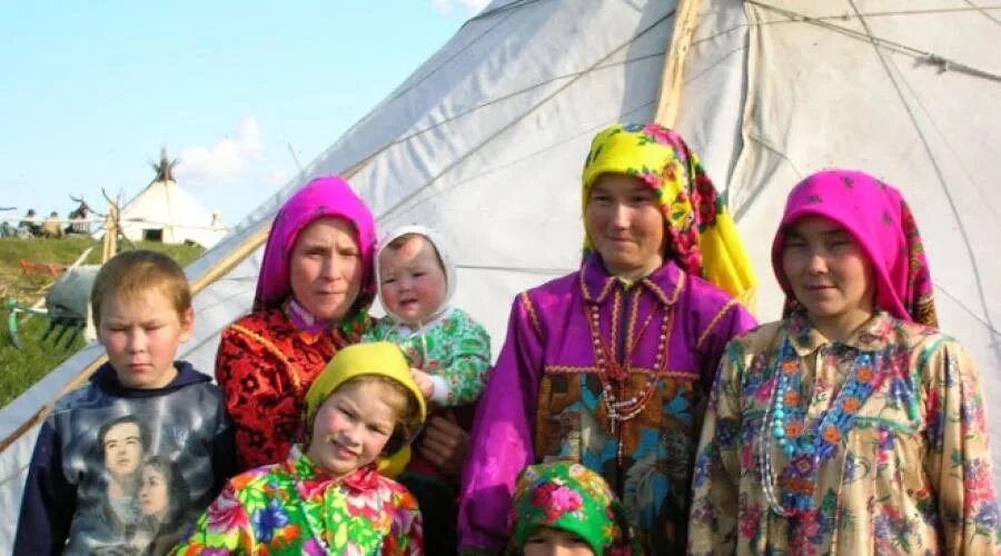 Какие народы относятся к угорской группе. Народы россии финно-угорские народы. финн угор народы. финно-угорский этнос. угро-финская группа народов.
