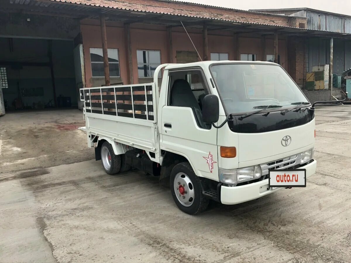 Тойота Дюна. Тойота Дюна 1997 грузовой. Toyota Dyna удлиненная база бортовой. Грузовик Дюна.