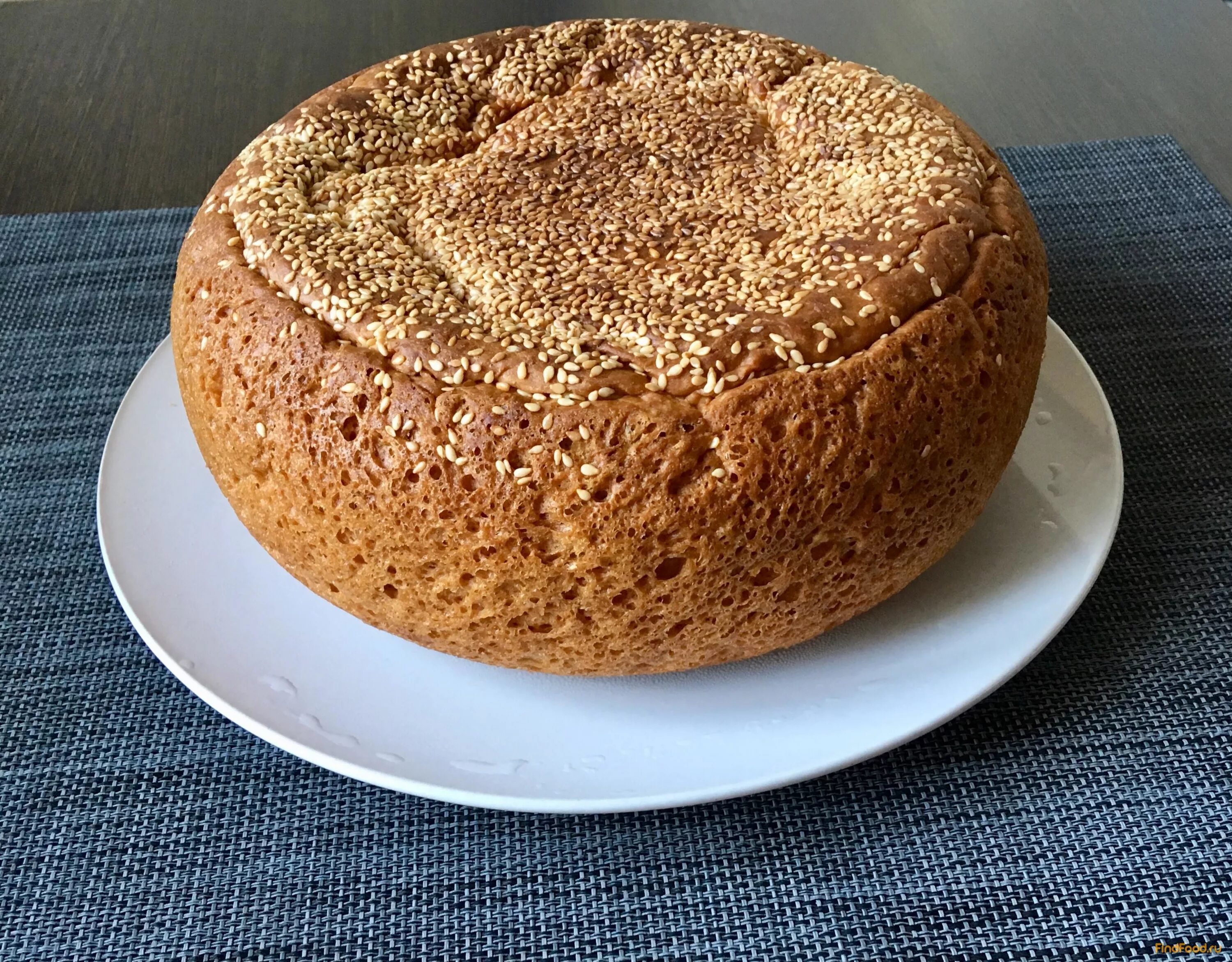 Выпечка из мультиварки. Белый хлеб в мультиварке. Ржано-пшеничный хлеб в духовке на дрожжах. Хлеб из мультиварки. Как сделать хлеб в мультиварке.