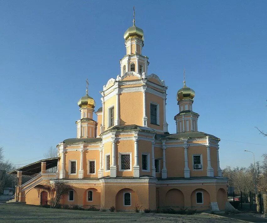 Бориса и глеба в зюзино. Храм Бориса и Глеба в Зюзине. Церковь святых благоверных Бориса и Глеба в Зюзино. Церковь св Бориса и Глеба в Зюзине 1688 г. Борисоглебский храм Москва Зюзино.