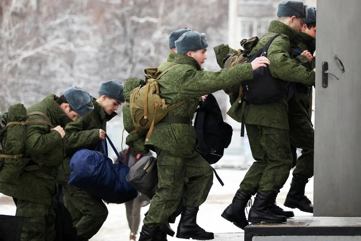 Осенний призыв. Срочники. Осенний призыв Россия. Срочников. Призывался ли в армию