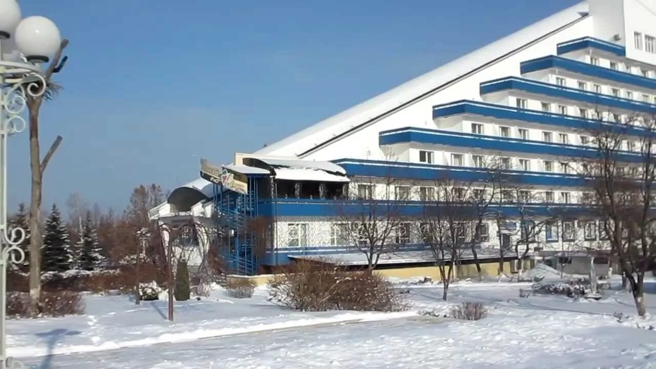 Гостинница дружба луганск. Гостиничный комплекс дружба 3 луганск. Отель дружба луганск 2022. Луганск гостинница луганск. Ресторан дружба стаханов.