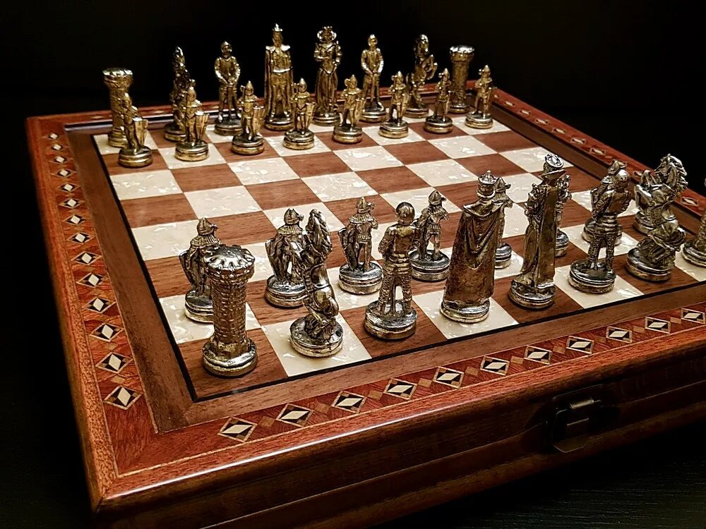 Купить шахматы рф. Барочные шахматы красное дерево. Z-Terra шахматы. Старинные шахматы. Необычные шахматы.