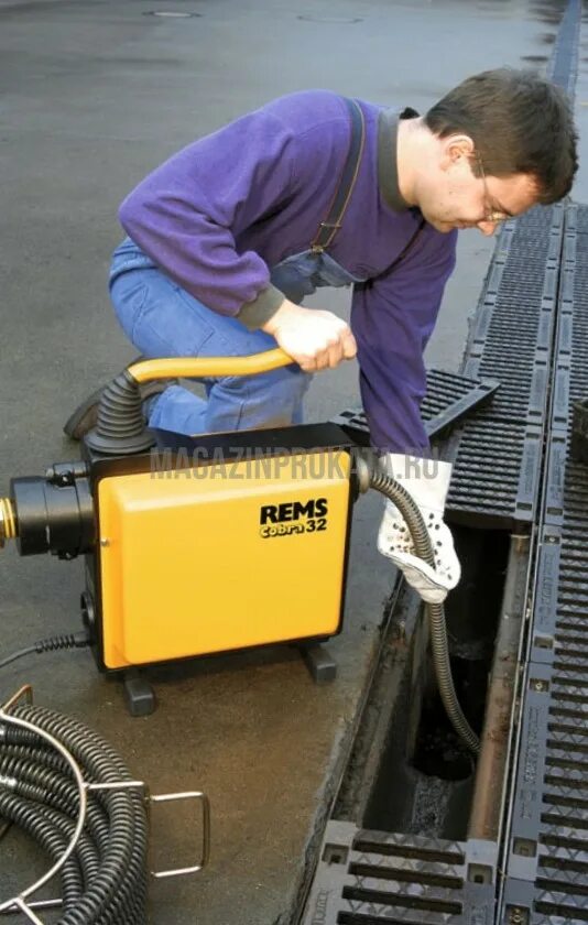 Гидродинамическая прочистка канализационных труб. Гидравлическая очистка. Гидродинамическая прочистка канализационных труб. Гидравлическая очистка. Механическая прочистка канализации ridgid.