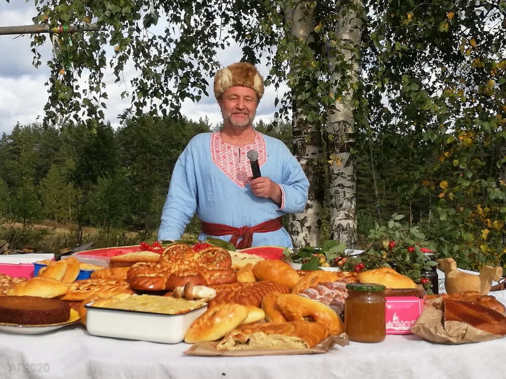 Древнеславянского спаса. Старославянский спас. Славянские студенты. Старославянский спас. Старославянский спас.