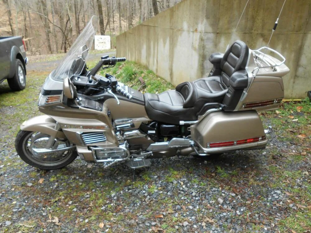 Honda Gold Wing 1500. Honda Goldwing 1500 1988. Хонда Голд Винг 1500 черный. Хонда Голд Винг 1988.