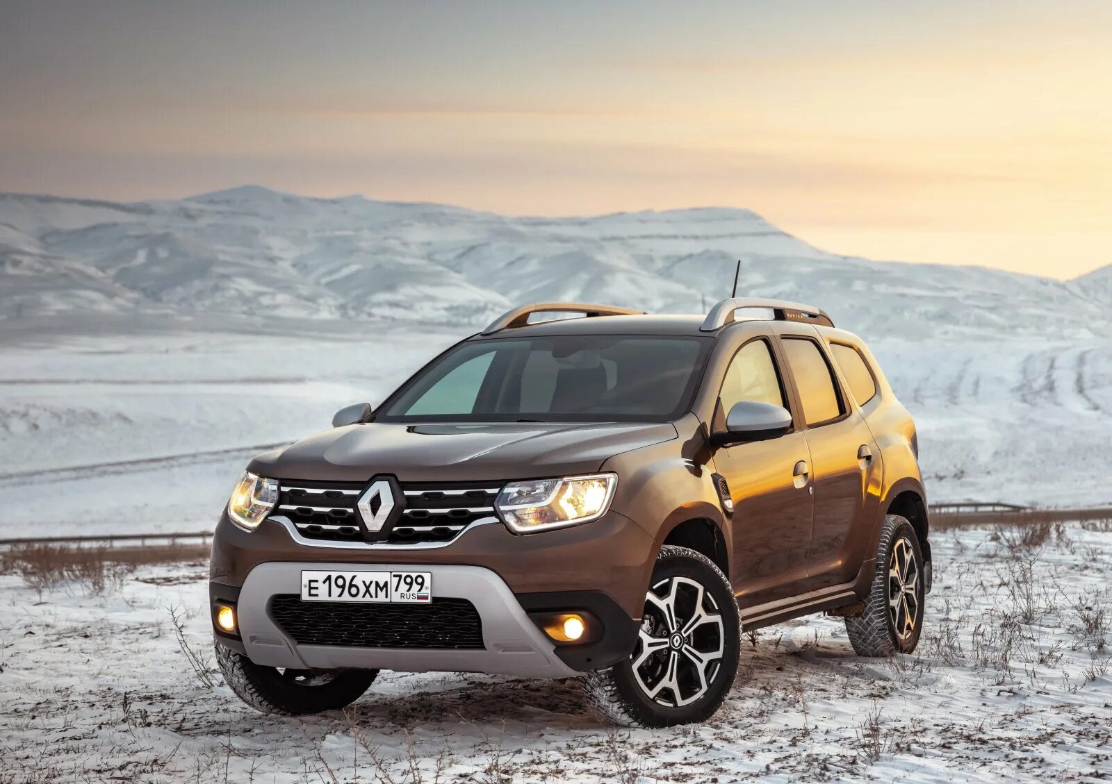 Duster 2025. Новый рено дастер. renault новый duster style 2025. renault duster 2025 зима. автоваз рено дастер.