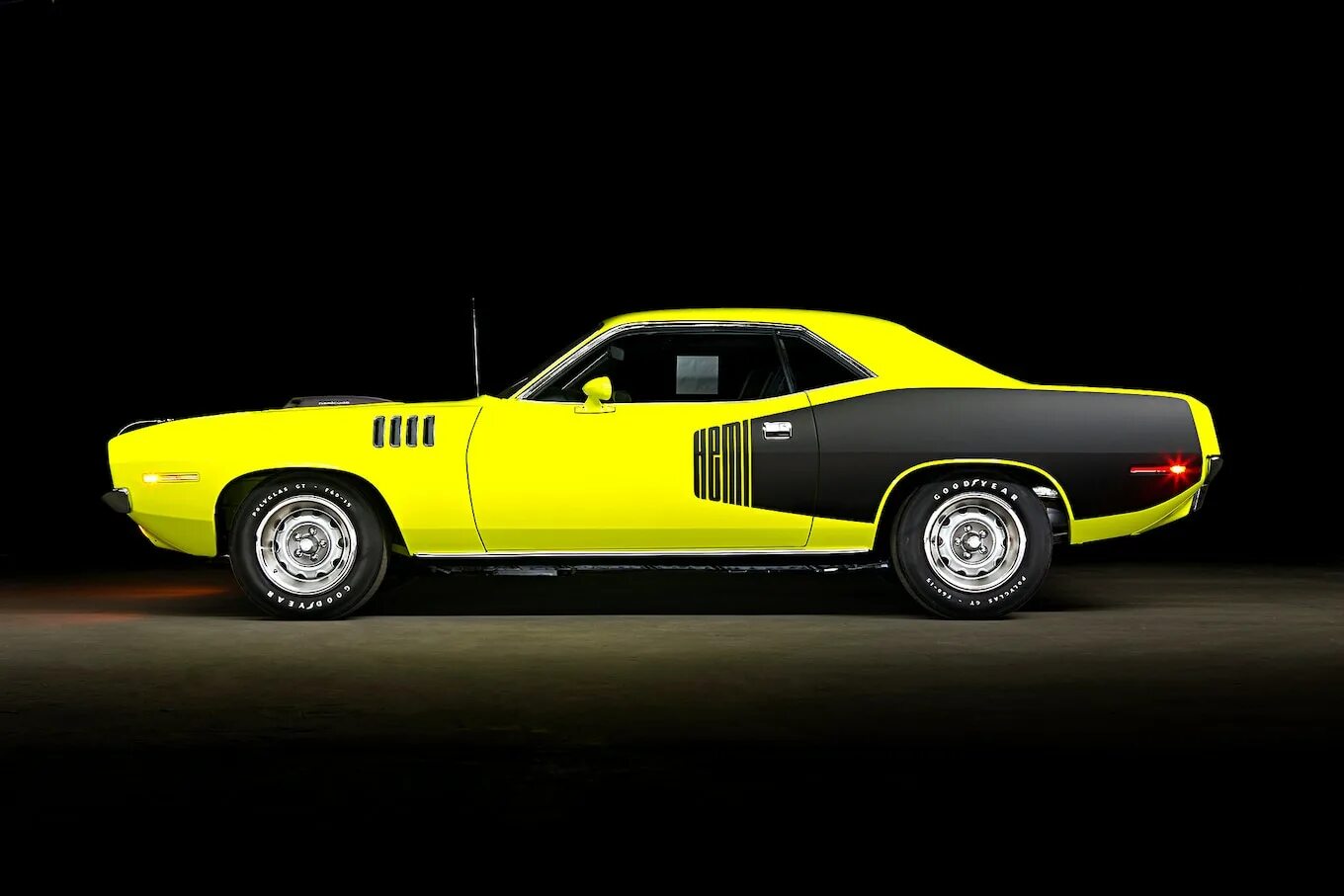 Cuda version. Plymouth hemi cuda 1968. chevrolet hemi cuda. 1971 plymouth hemi &#039;cuda чертеж. plymouth hemi cuda желтый.