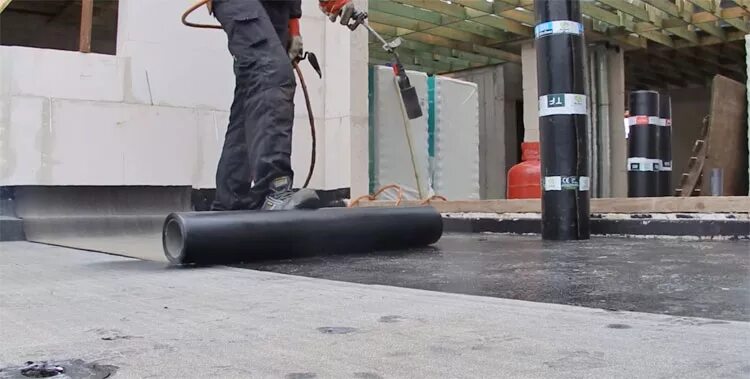 Наплавляемая кровля температура воздуха. Мягкая наплавляемая кровля технониколь. Плоская наплавляемая кровля. Наплавляемая кровля. Мягкая наплавляемая кровля.