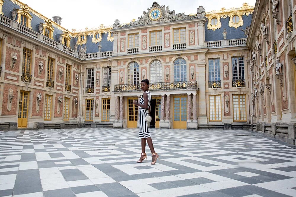 Versailles 400. Версальский ансамбль стиль. Версаль план дворца. Версальская мода одежда Версальский дворец. Версальский дворец план.