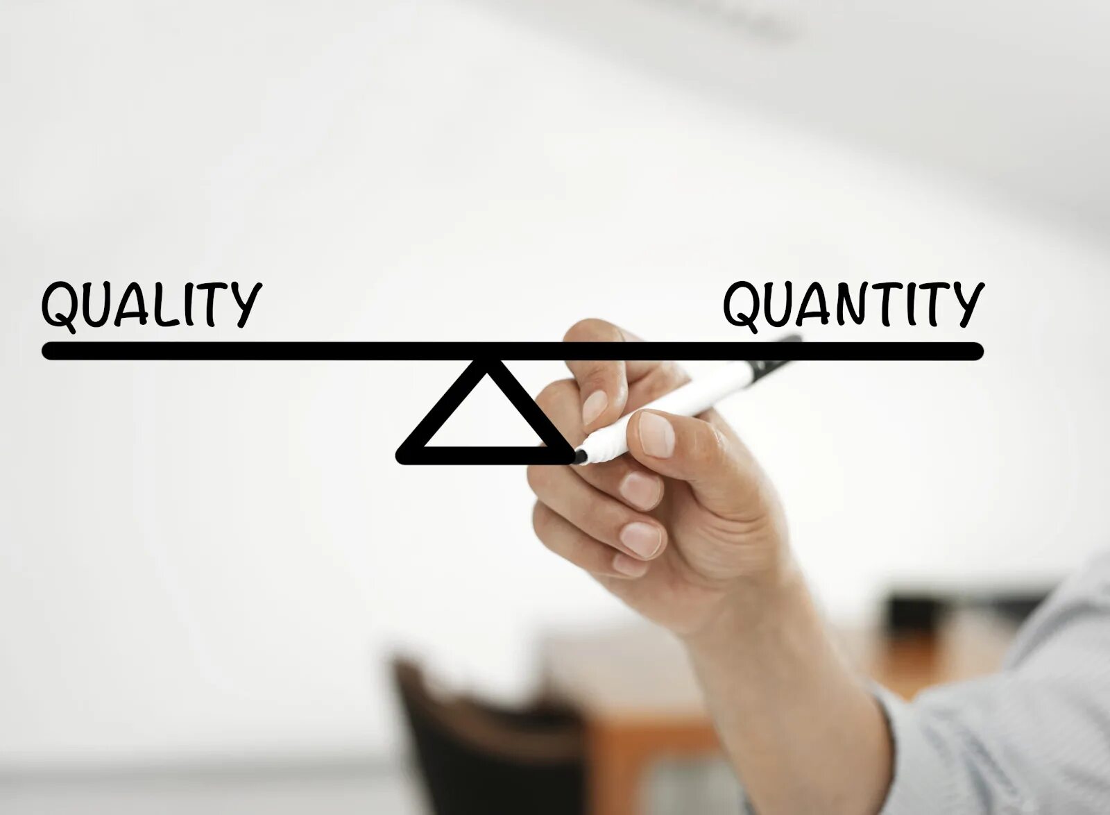 Quality search. Количество и качество. количество против качества. quality quantity. количество vs качество.