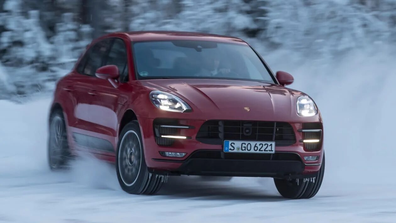 Поспешили macan. Порше макан. порше макан турбо. porsche macan 2 поколения. porsche macan turbo.