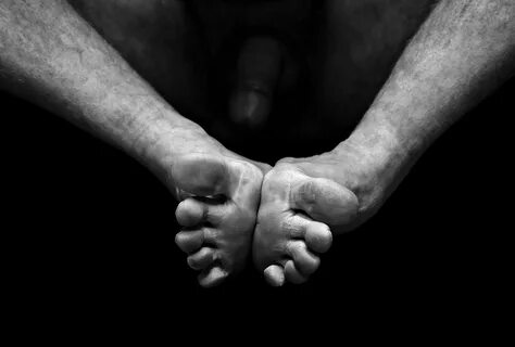 Photos mains noires et blanches