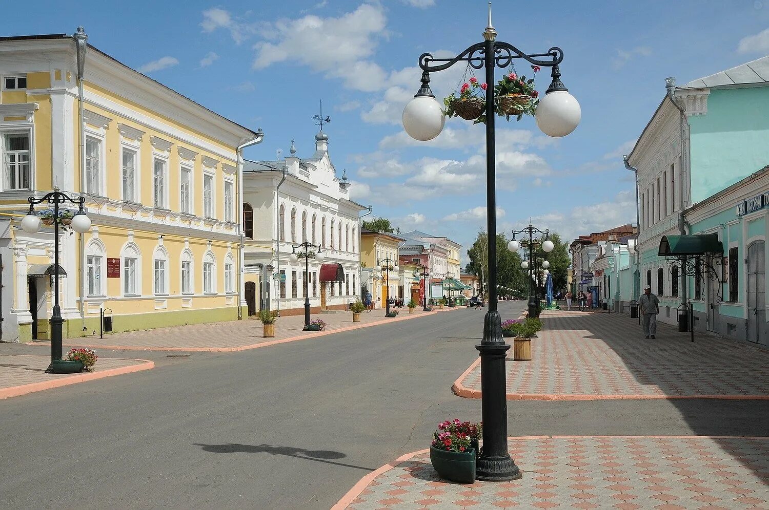 Улица городе елабуга. Елабуга центр города. елабуга татарстан. елабуга исторический центр. казанская улица елабуга.