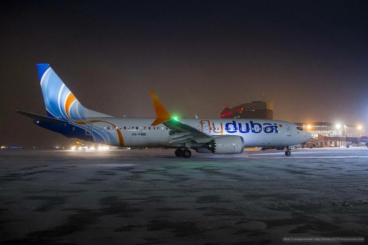 Fly dubai рейс. Boeing 737-800 Флай Дубай. Боинг 737 flydubai. Боинг 737 Макс 8 Флай Дубай. Флай Дубай 737.