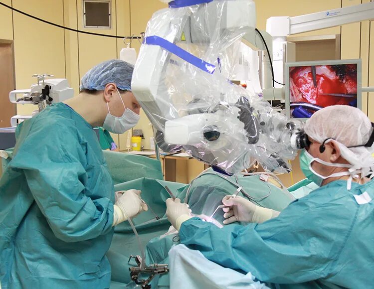 госпитализация нейрохирургия. нейрохирургическая операция. институт нейрохирургии им бурденко москва. клиника бурденко нейрохирургия. госпитализация нейрохирургия.