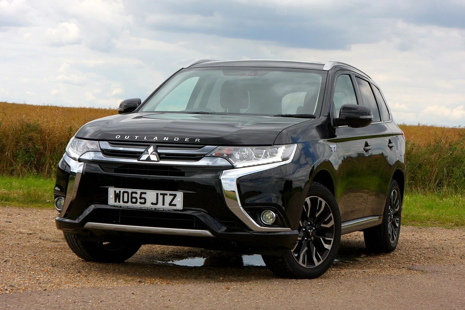 Mitsubishi outlander авито купить. Mitsubishi Outlander 2023. Митсубиси Outlander 2021. Митсубиси Аутлендер 7. Mitsubishi Outlander 2021.