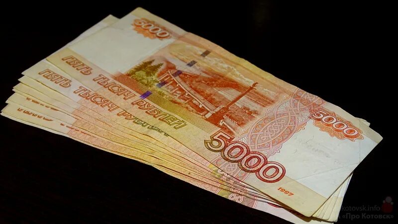 чёрно-белые фото девушек. томный взгляд мужчины. картинки +10000 просмотров. 28 тыс просмотров. вывоз мусора контейнер  в люберецкий район.