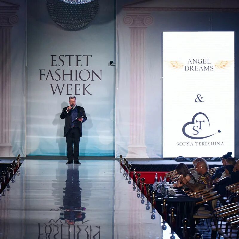 Эстет фэшн вик 2024. Estet Fashion week 2022 Москва. Эстет ювелирный дом неделя моды. Неделя моды Эстет 2022. Эстет фэшн Вик 2022.