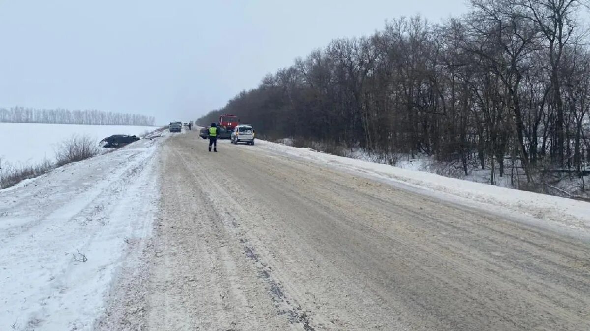 Воронеж 30 декабря. ДТП В Новоусманском районе. ДТП Воронеж 30 декабря 2021 в Новоусманском районе Воронежской области. Массовое ДТП В Воронежской области. ДТП м4 Воронежская область 2021.