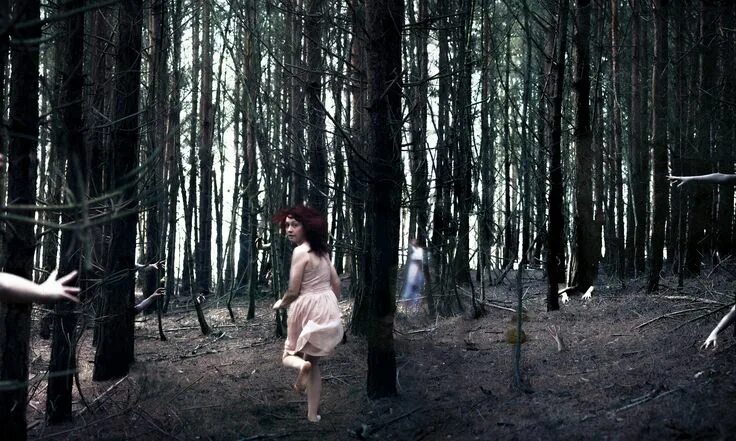 Голая Алла Сергийко Бегает По Лесу – Шум Ветра (2002)