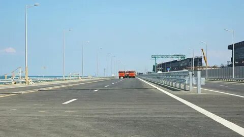 Крымский мост со стороны тамани