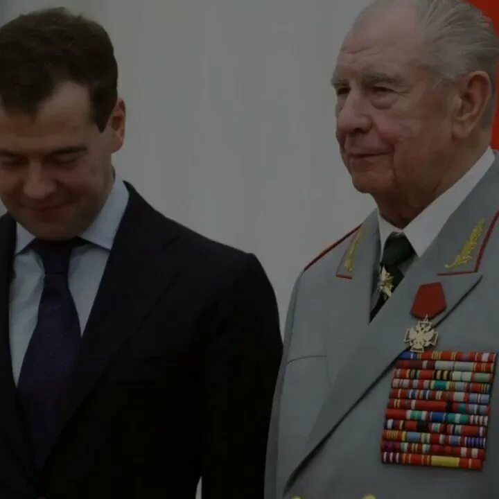 Язов видео. Язов. язов в молодости. министр обороны ссср язов на байконуре.