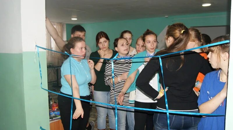 участие в профильных каникулярных сменах