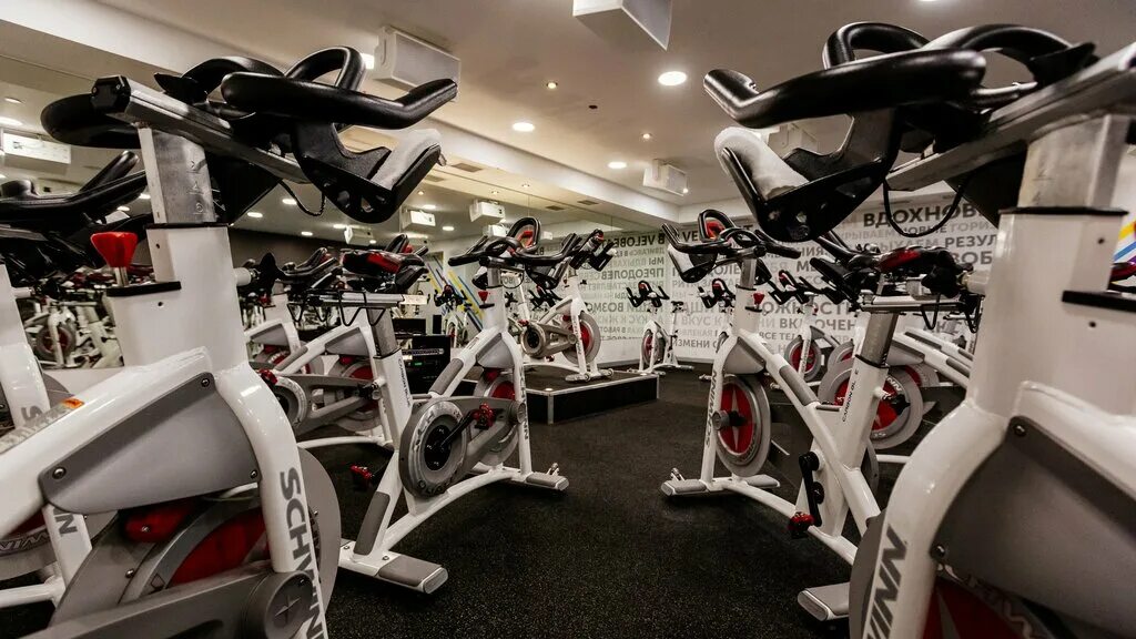 сайклинг велобит. сайкл студия. велобит бауманская. велобит москва. Velobeat логотип.