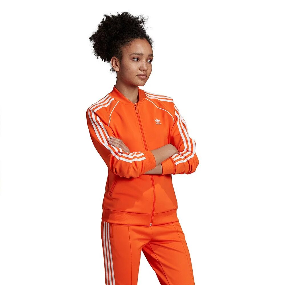 Костюм адидас ориджинал Орандж. Adidas костюм спортивный женский SST. Adidas Originals Orange woman. Оранжевая олимпийка адидас женская ориджинал.