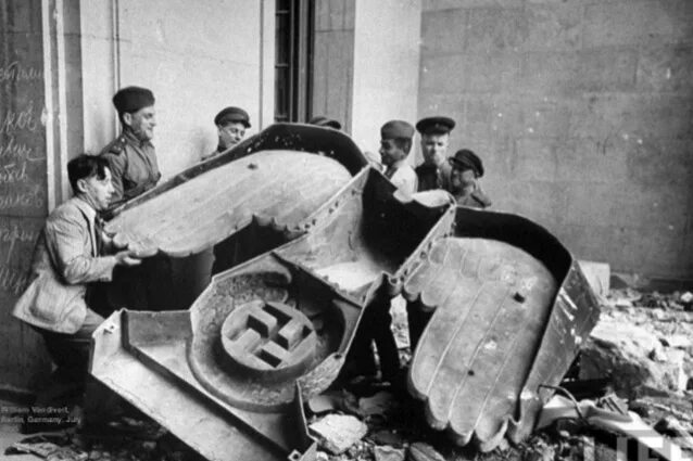 События 4 мая. 6 мая 1945. от советского информбюро 6 мая 1945 года. 4 мая 1945 года. 6 мая 1945 года фото.