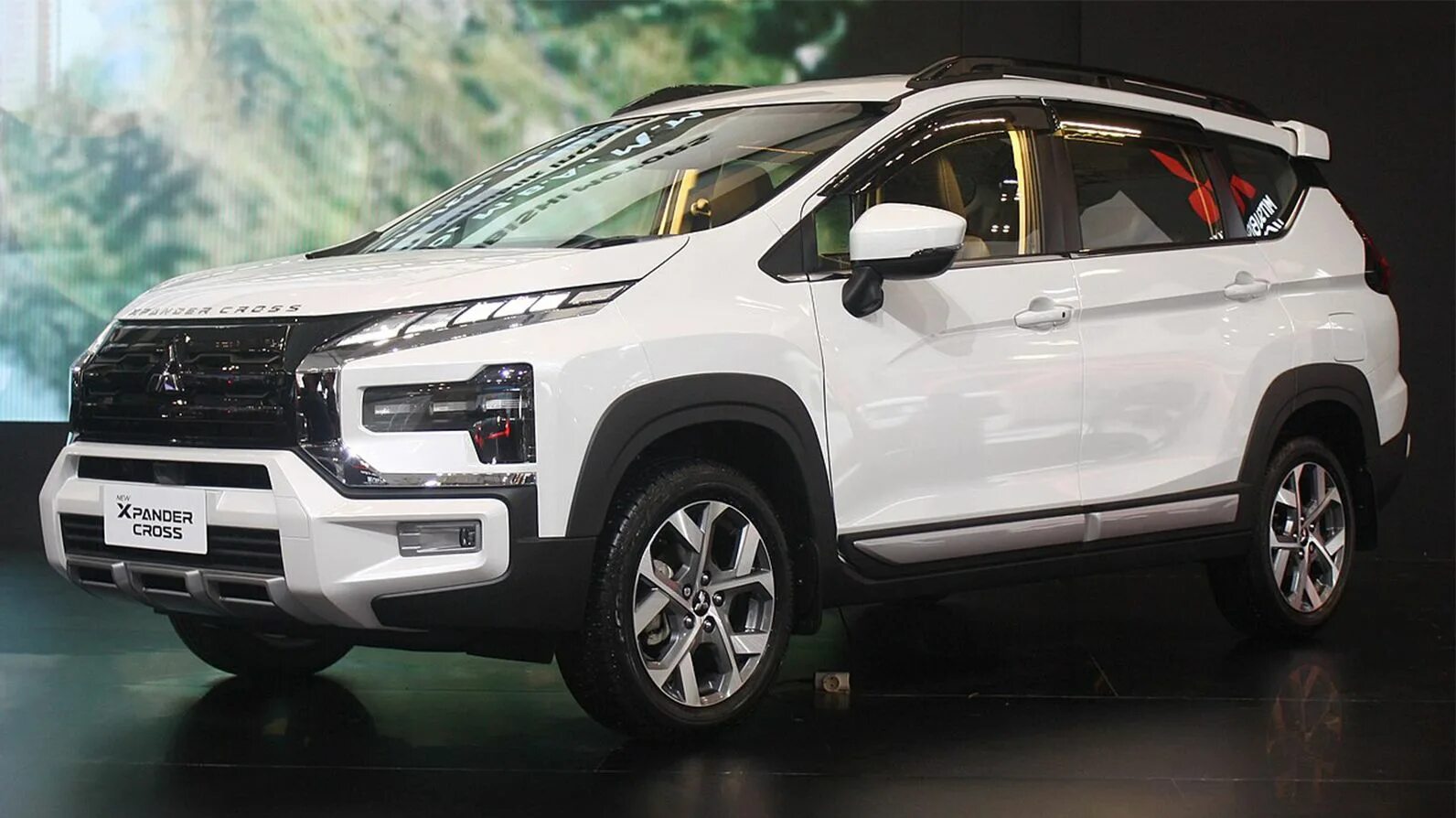 Expander cross. Мицубиси хпандер кросс. mitsubishi xpander cross 2025. mitsubishi xpander cross 2025. expander cross mitsubishi 2025.