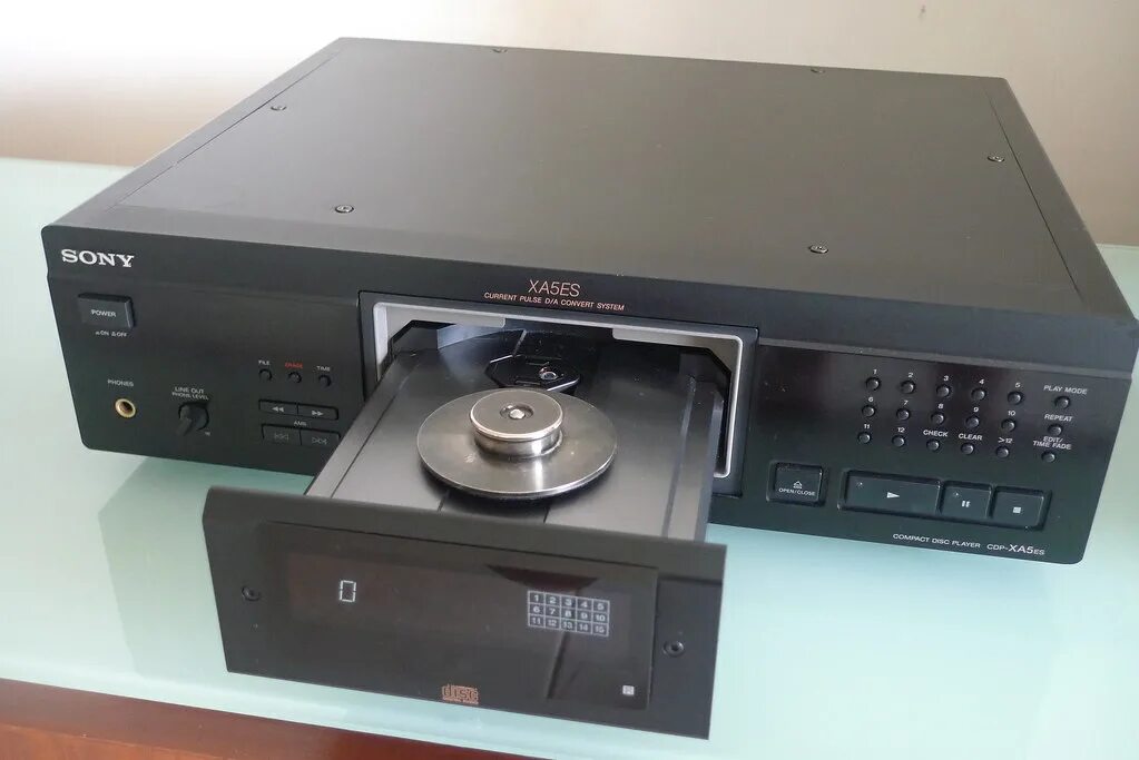 Sony cdp xa5es. Sony xa50es. Sony cdp xa5es. Manual sony cdp-xa30es. Sony scd-x501es.