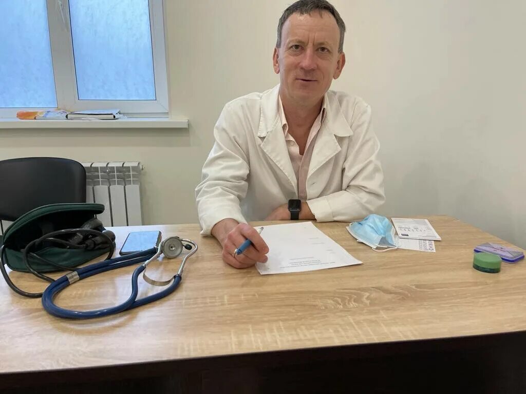 Чем отличается сосудистый хирург от хирурга. Общая хирургия. Флебология и сосудистая хирургия. Центр современной флебологии. Флеболог (сосудистый хирург).