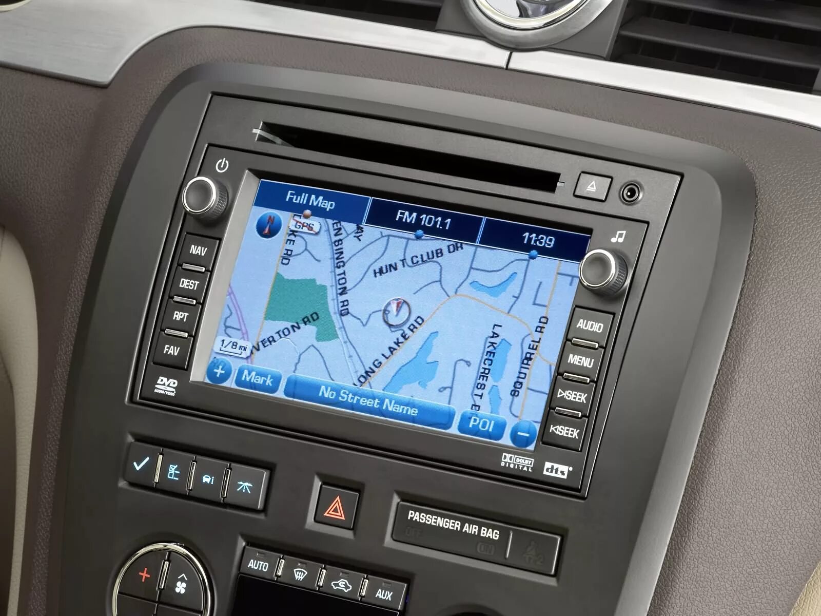 Car navigation systems. Navigation denso. navigation system. 10 multimedia on-vehicle navigation system. &quot;buick&quot; &quot;enclave&quot; &quot;2010&quot; gm.