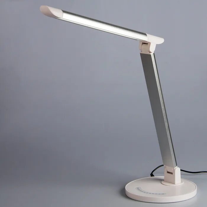 Настольные лампы евросвет. Настольная лампа ночник. A509 desk lamp led. Настольный светильник с регулировкой высоты. Настольная лампа для чтения.