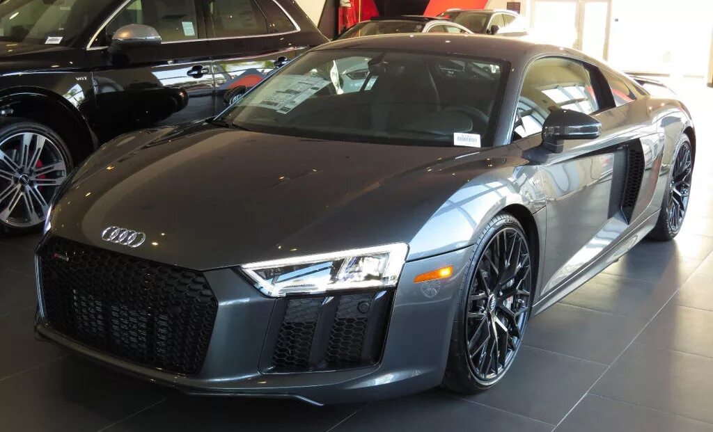 Ауди р8 v10 plus. Audi tt rs 2006. Audi r8 v10 performance spyder. Audi r8 v10 plus. С.