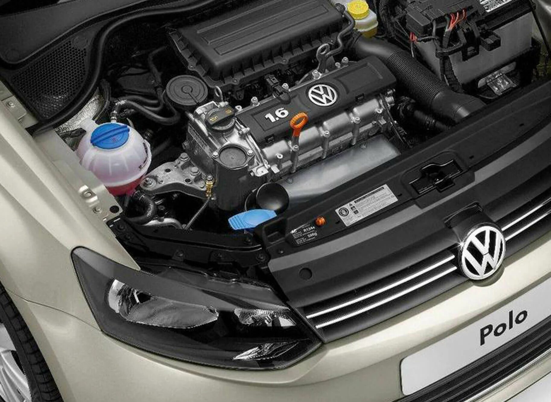 Volkswagen двигатели отзывы. Двигатель Фольксваген поло 1.6. Движок Фольксваген поло седан 2014. Ваг 1.6 двигатель поло. Мотор VW Polo 1.6 2018.