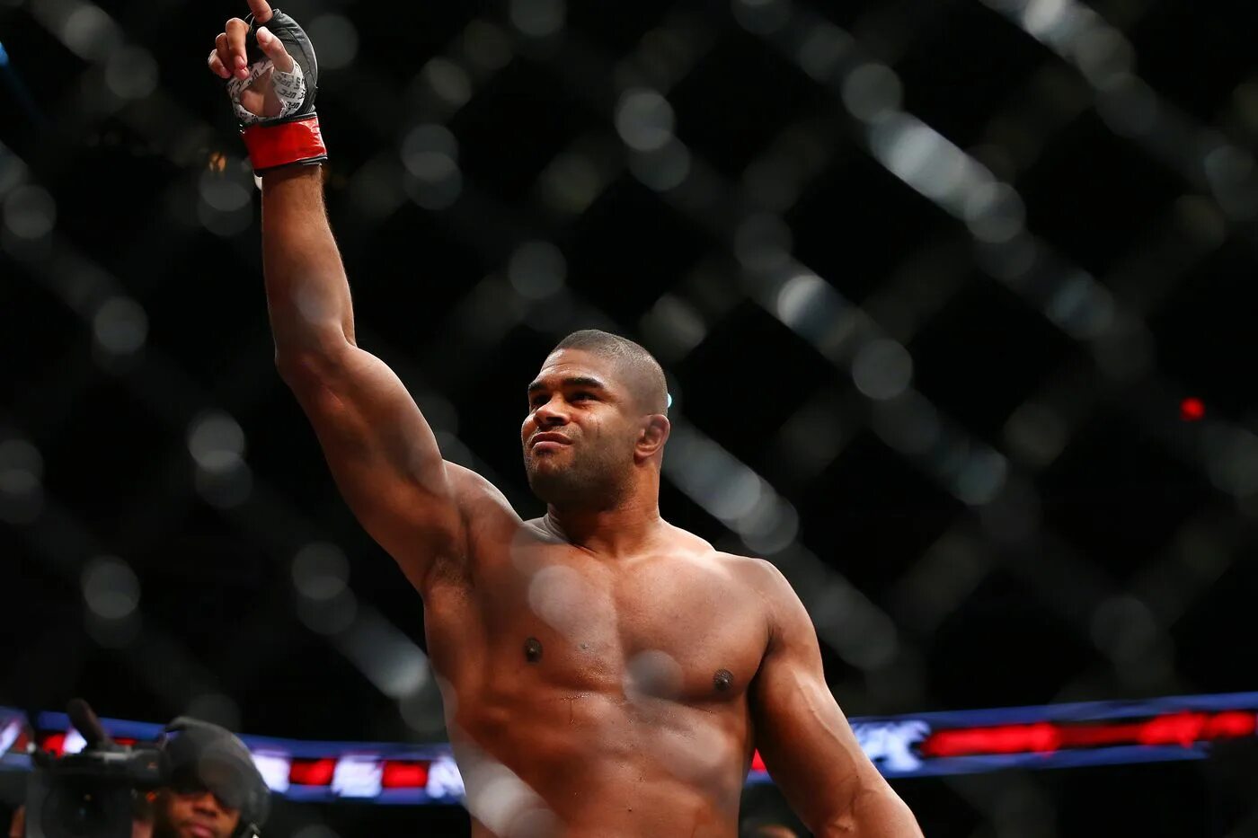 Decide over. Оверим. Alistair Overeem. Оверим Волков ютуб.