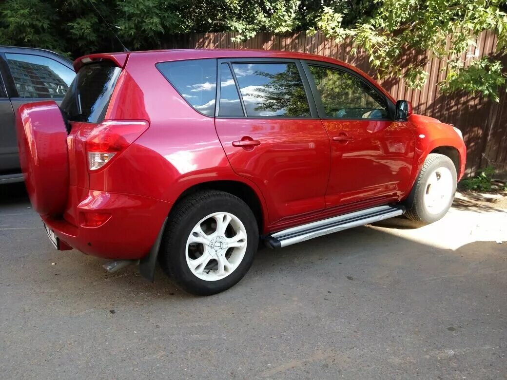 Тойота рав краснодарский край. Toyota rav4 2007. Toyota rav4 красная. Rav4 Toyota 2007 красная. Рав 4 2008 красный.