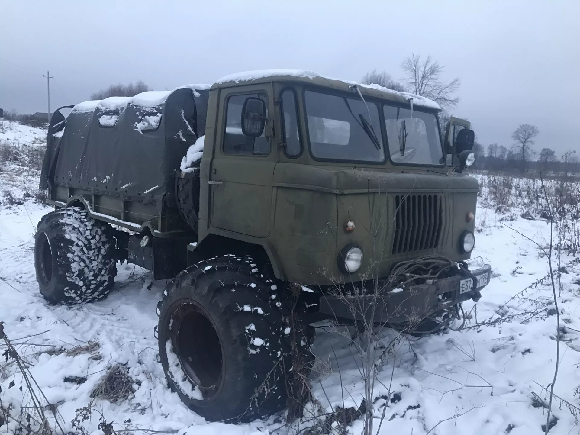 Купить газ 66 иркутской. Шишига ГАЗ 66. ГАЗ 66 на широких колесах. ГАЗ 66 вездеход я 170.